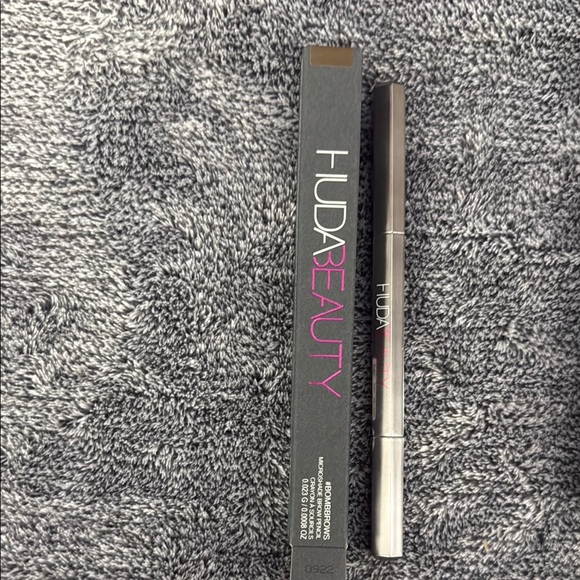 HUDA BEAUTY brow pencil - 5 medium brown - Picture 1 of 4